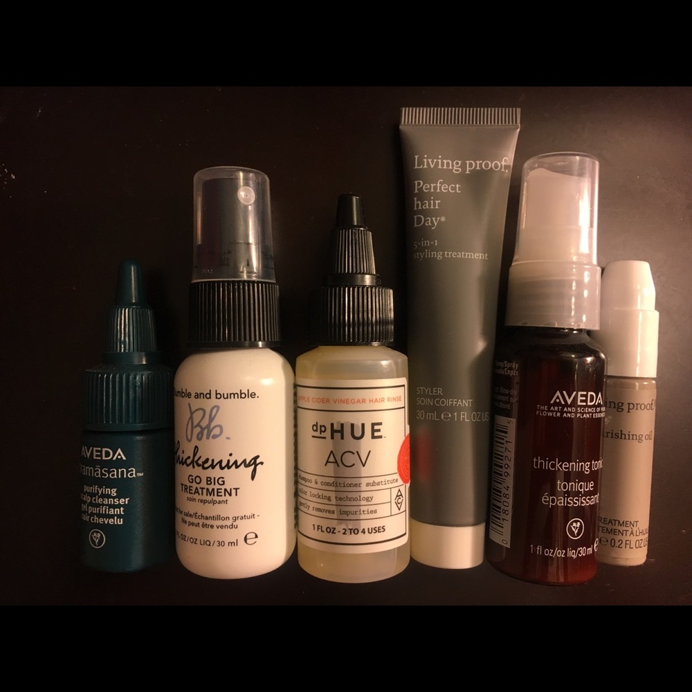 6 Deluxe hair sample